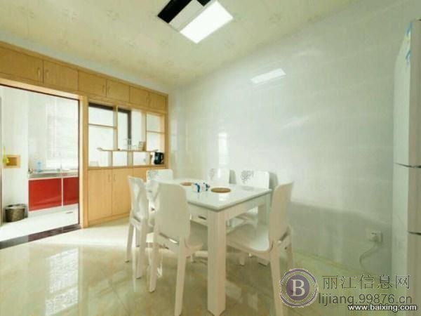 清溪丽水全新精装修可短租拎包入住即可4500/月